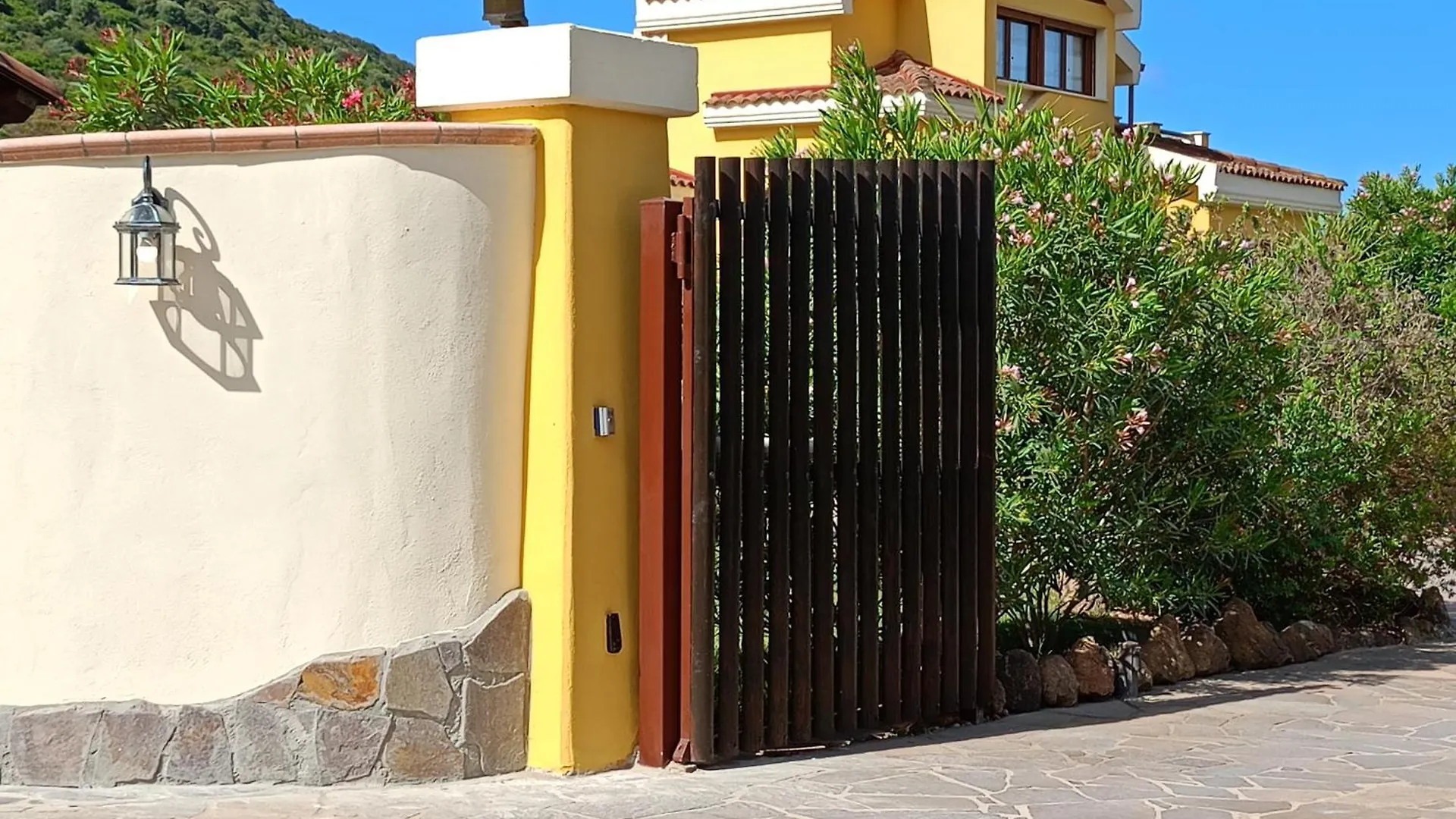 Villa Saige , Piscina Con Idromassaggio Alghero
