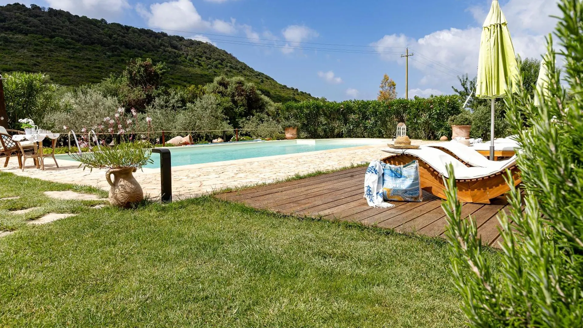 Villa Saige , Piscina Con Idromassaggio Alghero